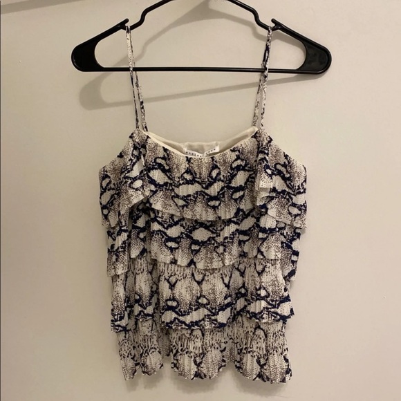 Endless rose tiered camisole - Picture 2 of 4